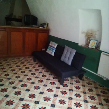 Ancien Cafe Des Annees 30 Belesta (Pyrenees-Orientales)
